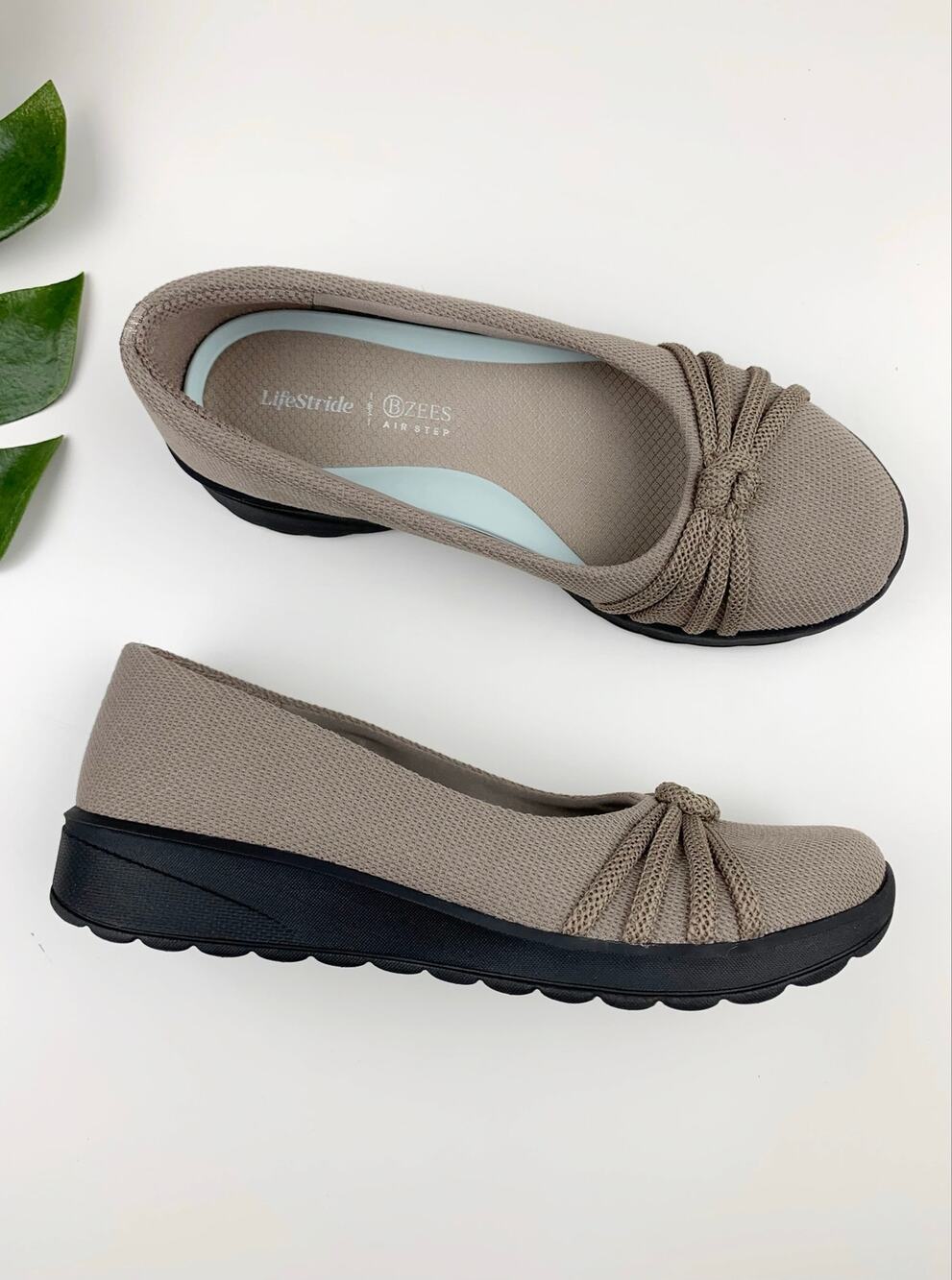 LifeStride Bzees Gaines Brown Wedge Slip On Comfort Skimmer Shoes Women's 9 Wide